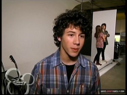 normal_PDVD_032 - Jonas Brothers LIVING THE DREAM - Episode 1