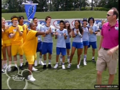 normal_PDVD_014 - DISNEY CHANNEL GAMES 2008 - Episode 2