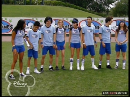 normal_PDVD_018 - DISNEY CHANNEL GAMES 2008 - Episode 2