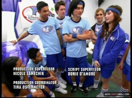 normal_PDVD_068 - DISNEY CHANNEL GAMES 2008 - Episode 2