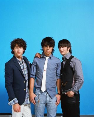 47561_104874476240156_100001528112260_34714_5948745_n - Joe Jonas