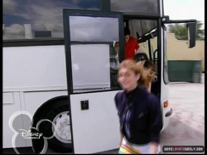 normal_PDVD_011 - DISNEY CHANNEL GAMES 2008 - Episode 1