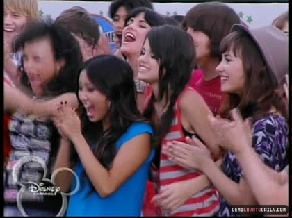 normal_PDVD_026 - DISNEY CHANNEL GAMES 2008 - Episode 1