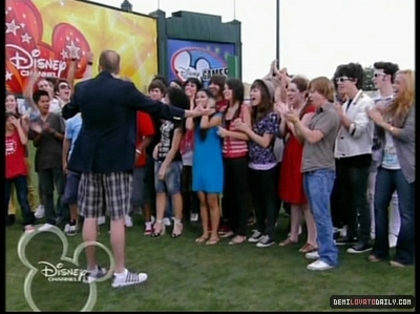 normal_PDVD_028 - DISNEY CHANNEL GAMES 2008 - Episode 1