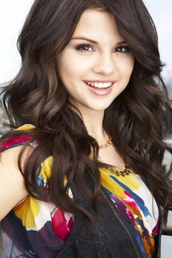 21890874_BPBTWCVNG - Selena Gomez
