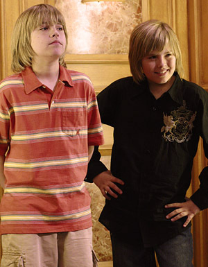 suite-life-zach-cody46 - The suite life of Zack si Cody