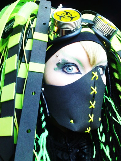 Cyber_Goth_by_biohazardbitch-1