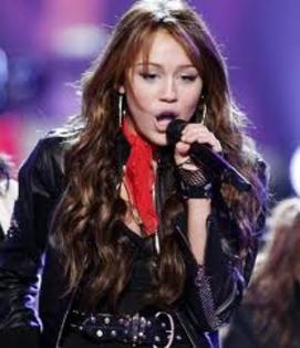 images (13) - Interviu cu Miley Cirus