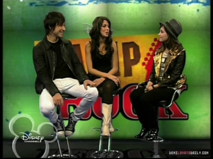normal_PDVD_010 - SEPTEMBER 9TH - Disney Channel Italy Interview at Camp Rock UK Premiere