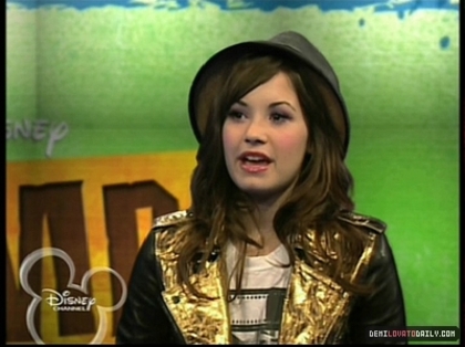 normal_PDVD_016 - SEPTEMBER 9TH - Disney Channel Italy Interview at Camp Rock UK Premiere