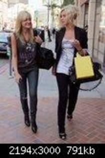 42605-alyson-and-amanda-michalka-shopping-in-bever - shopping in Beverly Hills