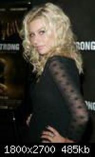 44258-alymichalka-foreverstrong-03-122-126lo