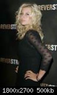 44288-alymichalka-foreverstrong-10-122-1034lo