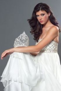 Oana - Oana Paveluc-Miss Universe Romania 2010