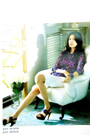 30852fd - a---lee yo won---a