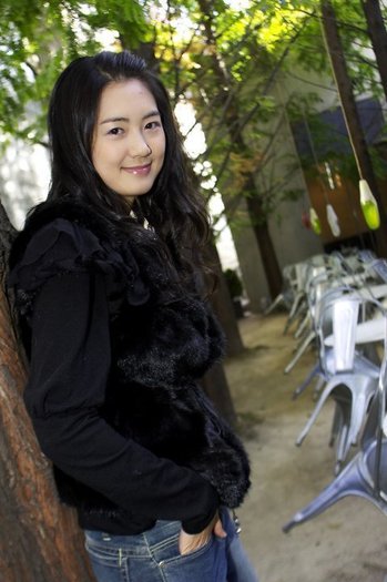 34919_df - a---lee yo won---a