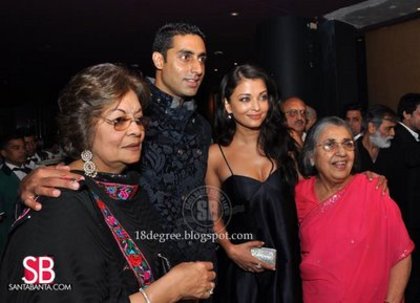 Aishwarya Rai and Abhishek Bachchan hot pics from Shammi aunty\'s birthday party7 - GHAR EK SAPNA - Shammi Aunty aka Mama lui Armanaht