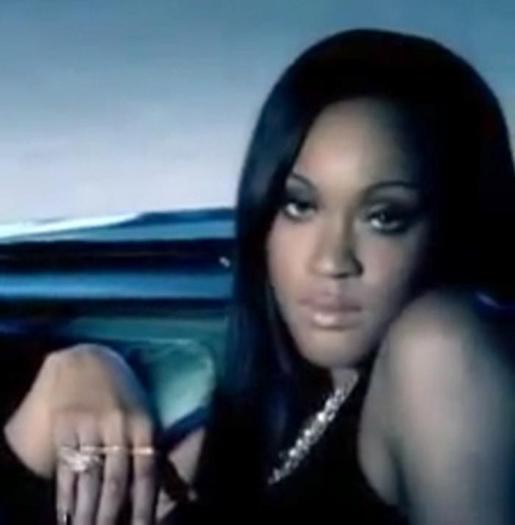 Shontelle (22) - x - Shontelle