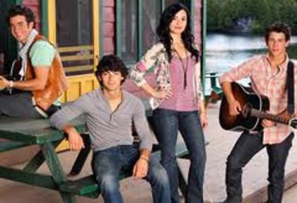 imagesCAFUMSQH - Camp Rock