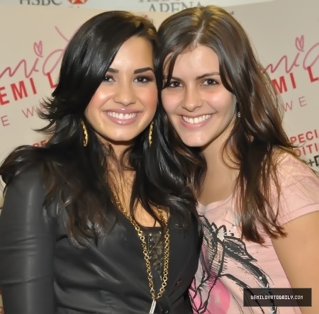 006 - MAY 27TH - HSBC Arena - Rio de Janeiro Brazil MeetANDGreets