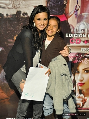 normal_060 - MAY 25TH - Coliseo El Campin - Bogota Colombia MeetANDGreets