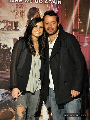 normal_093 - MAY 25TH - Coliseo El Campin - Bogota Colombia MeetANDGreets