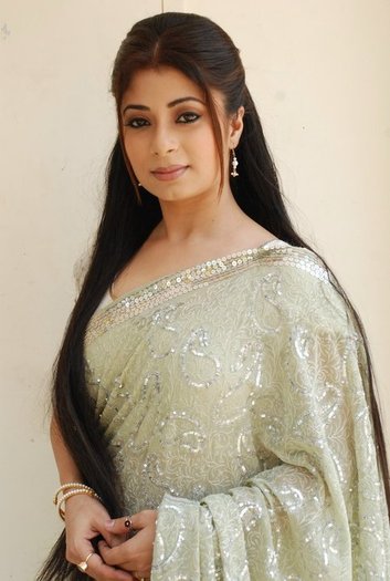 38750427316052352602647 - zeenat