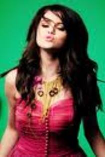 selena naturally - concurs 11