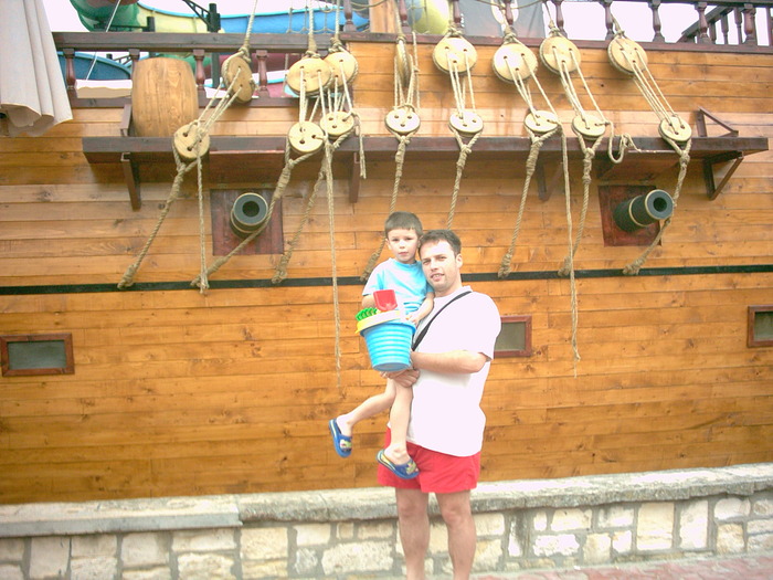 IM000216 - mamaia 2004