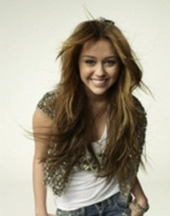 20082433_UUFCNVJCW - a poze sweet cu miley cyrus