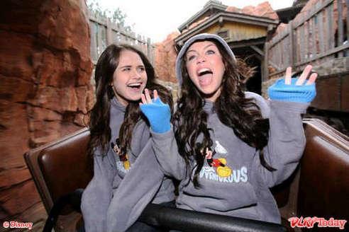 IAXLBDJCPNTXWOYDFKO - club miley-toate pozele mele cu miley si cu hannah