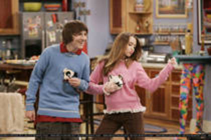 16930726_TDEJQDYYA - club miley-toate pozele mele cu miley si cu hannah