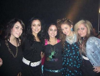 20734662_RPNZOPRSD - club miley-toate pozele mele cu miley si cu hannah