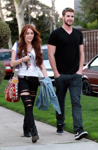 12006343_SLAGKMPYM - club miley-toate pozele mele cu miley si cu hannah