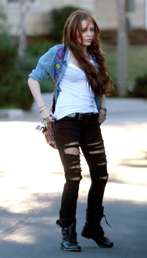 12006355_NBXTFQXIX - club miley-toate pozele mele cu miley si cu hannah