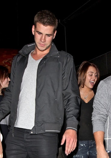 12002119_LEMAOGXAI - club miley-toate pozele mele cu miley si cu hannah