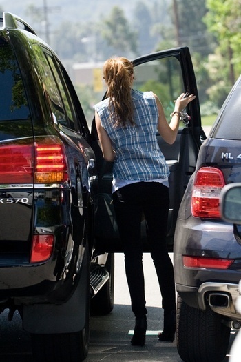 17468272_NBKOLEFYD - club miley-toate pozele mele cu miley si cu hannah