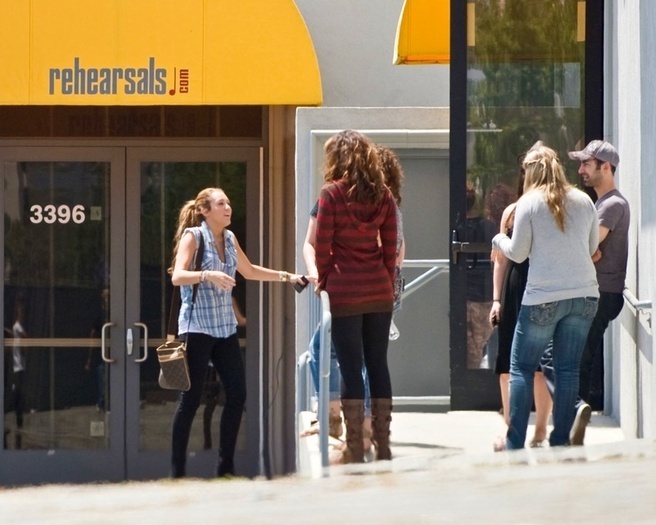 17468293_IEQKSBJUW - club miley-toate pozele mele cu miley si cu hannah