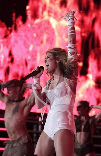 tamed06 - club miley-toate pozele mele cu miley si cu hannah