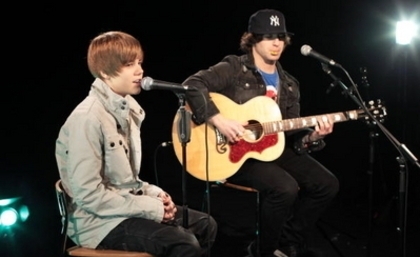  - Justin Bieber Biz Session Live 19th March 2010