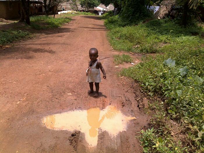 copil din sat - Sierra Leone 2010