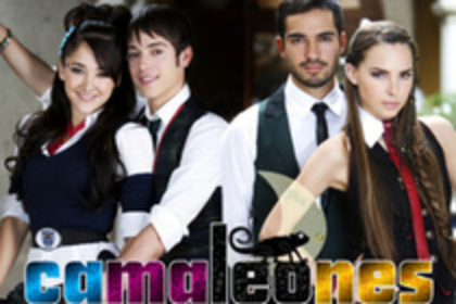 14384378_MLYUZLLZB - CaMeLeOnEs -GrUpO