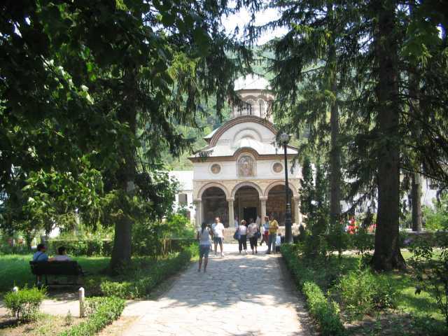 Cozia - manastiri