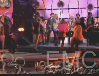 normal_YouTube_-_Hannah_Montana_-_Let_s_Do_This_OFFICIAL_Music_Video_(HQ)_flv0017 - Hannah Montana Lets Do This Music Video-00