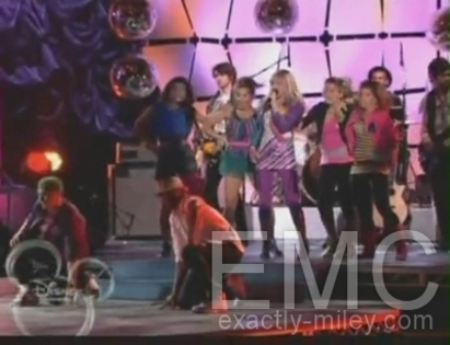 normal_YouTube_-_Hannah_Montana_-_Let_s_Do_This_OFFICIAL_Music_Video_(HQ)_flv0027 - Hannah Montana Lets Do This Music Video-00