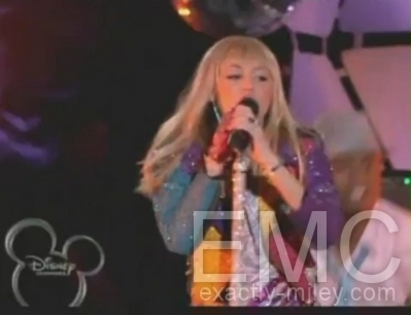 normal_YouTube_-_Hannah_Montana_-_Let_s_Do_This_OFFICIAL_Music_Video_(HQ)_flv0042 - Hannah Montana Lets Do This Music Video-00