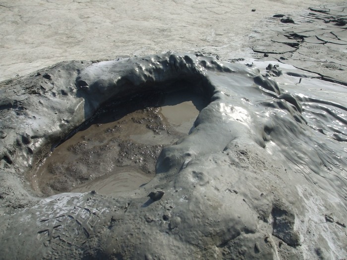 13 - Rezervatia Vulcanii noroiosi Paclele Mari Buzau septembrie 2010