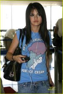 imagesCA94DB0S - Club Selena Gomez 00