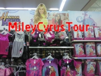 normal_128649200 - Lucruri Sooper cu Hannah Montana 4-00