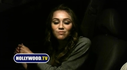 normal_Miley_Cyrus_Wants_You_To_Get_A_Miley_Shake_flv_000006552 - Miley Wants You To Get A Miley Shake-00